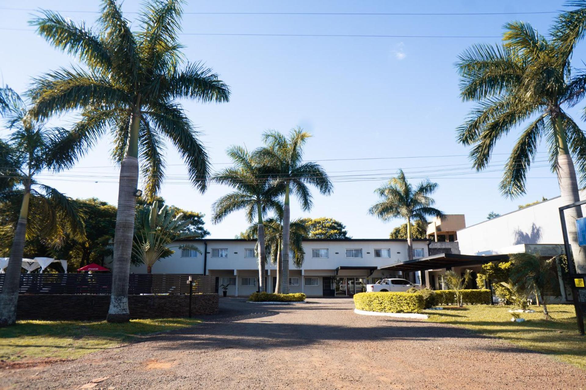 Hotel Oaky Posadas Extérieur photo