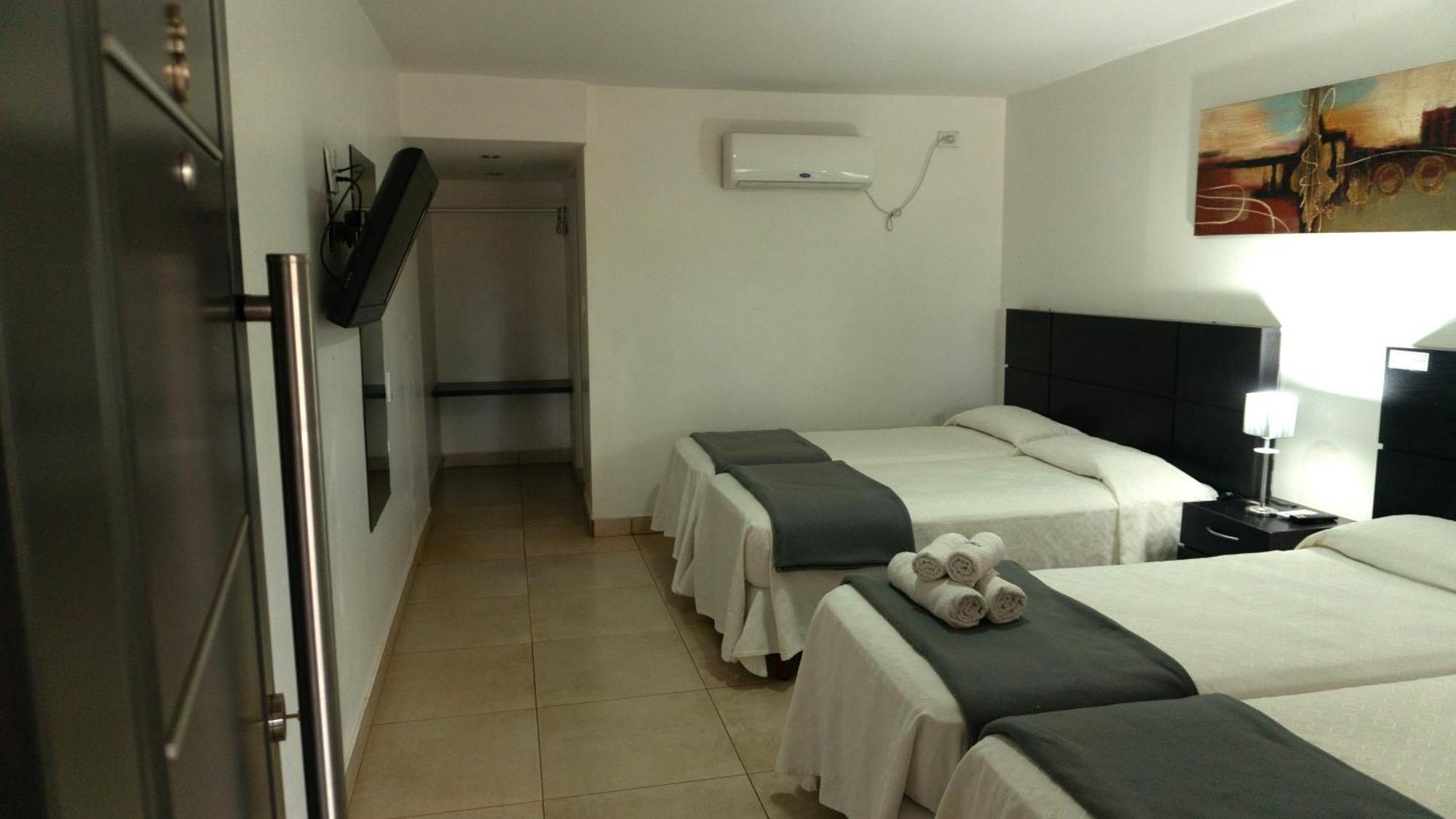Hotel Oaky Posadas Chambre photo