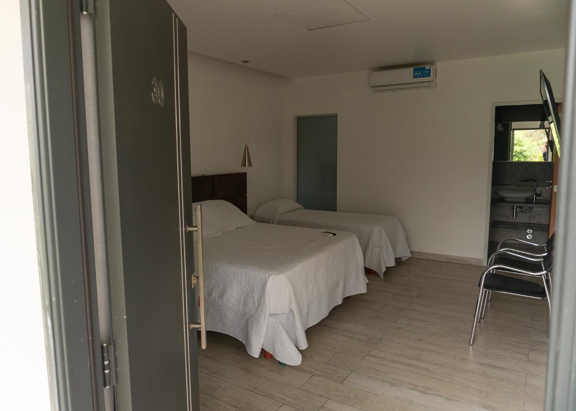 Hotel Oaky Posadas Extérieur photo